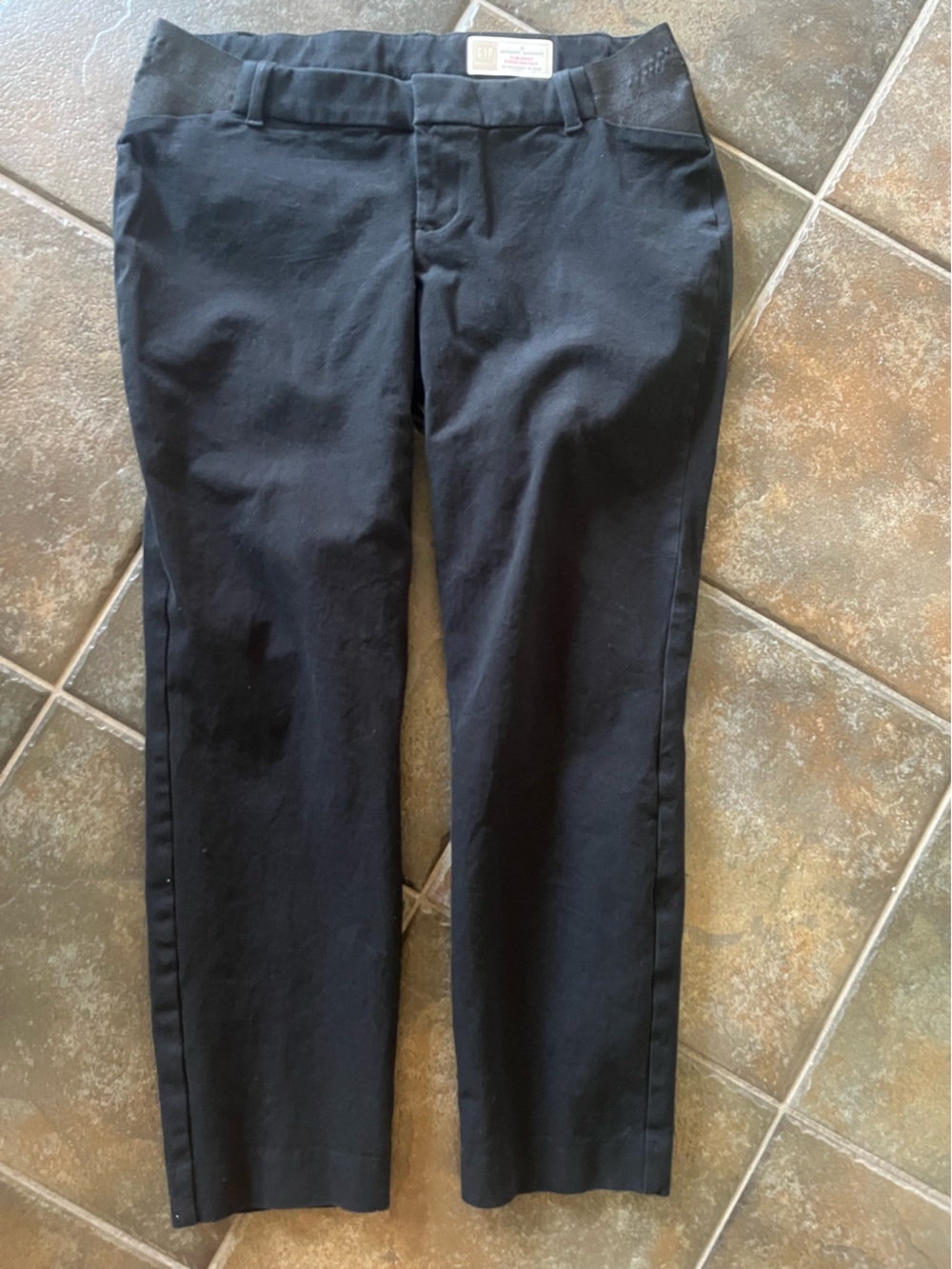 🌸2/20 ✨Host Pick Gap maternity black crop pants size 4 stretchy waist Timeless - Picture 2 of 9